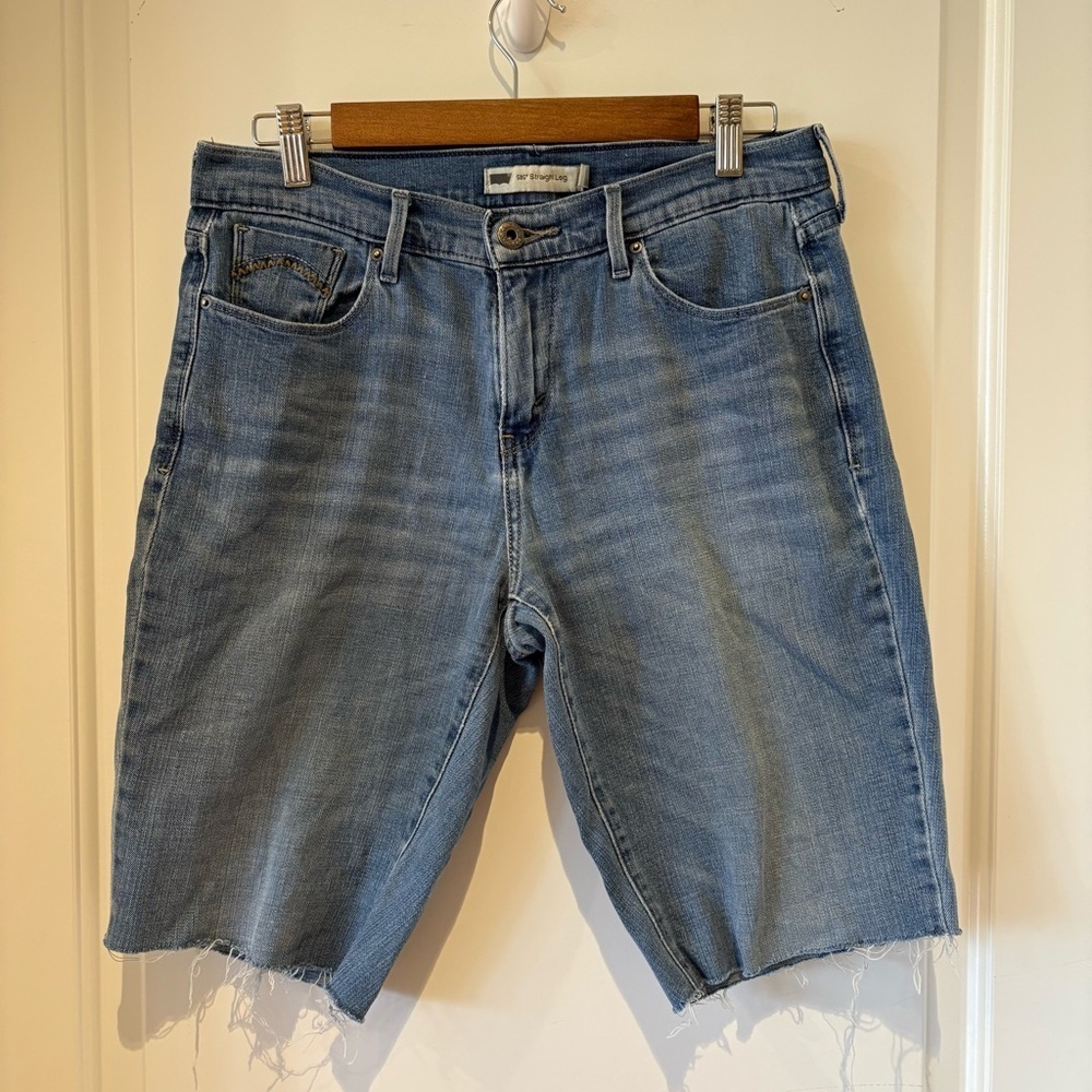 Levi’s 505 straight leg classic fit sz 8 shorts
